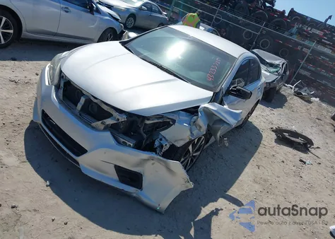 2016 Nissan Altima 2.5 Sr z USA, uszkodzony, nr VIN 1N4AL3AP6GC274682